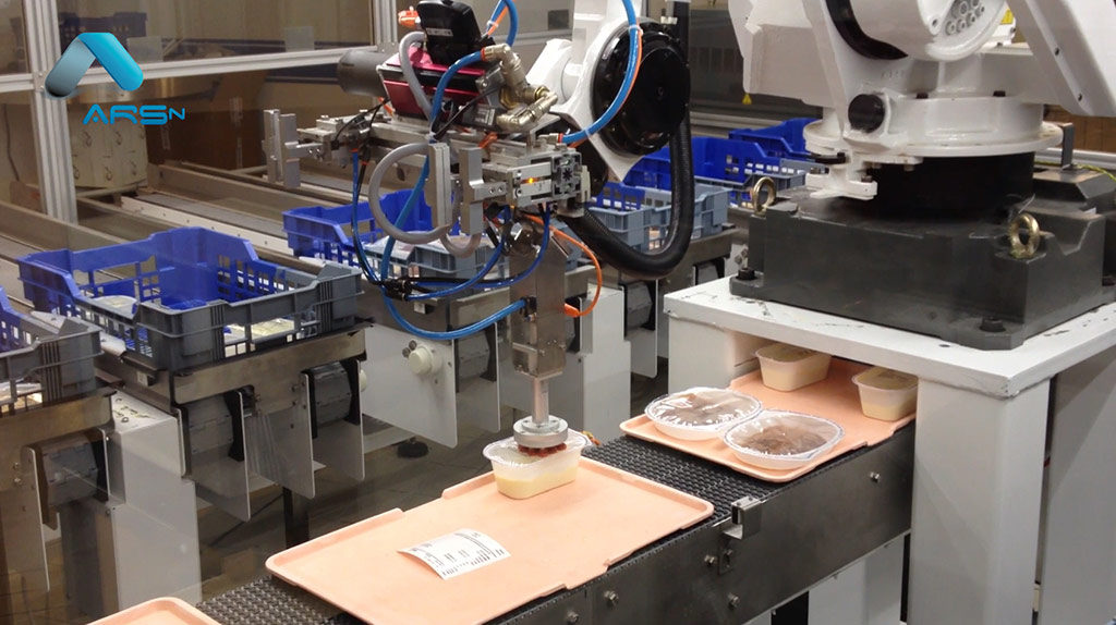 Préparation de plateaux repas robotisée